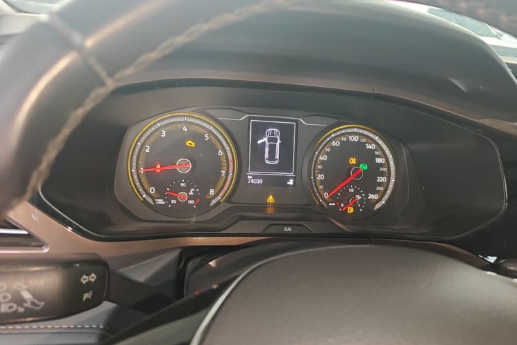 Volkswagen Tharu 2020 car image #12