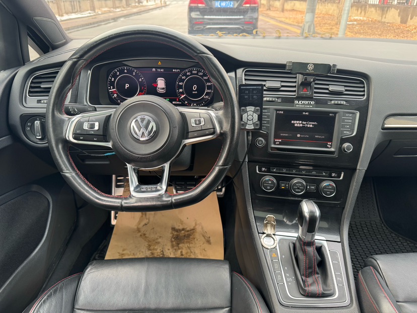 Volkswagen GolfGTI 2016 car image #5
