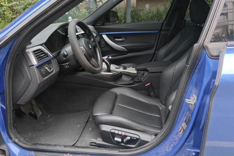 BMW 3 Series GT 2019 car image #17