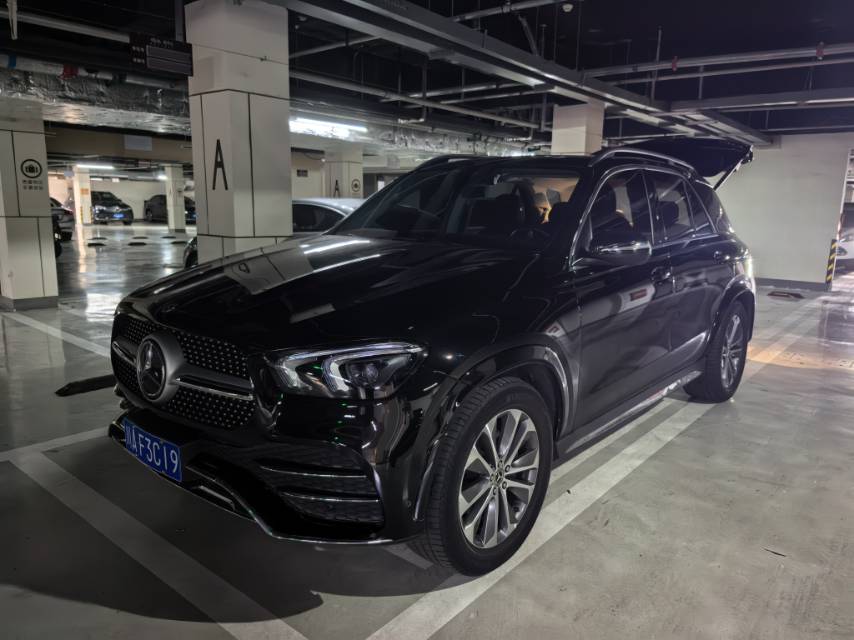 Mercedes-Benz GLE Class 2022 Mercedes-Benz GLE Class 2022 immagine di auto