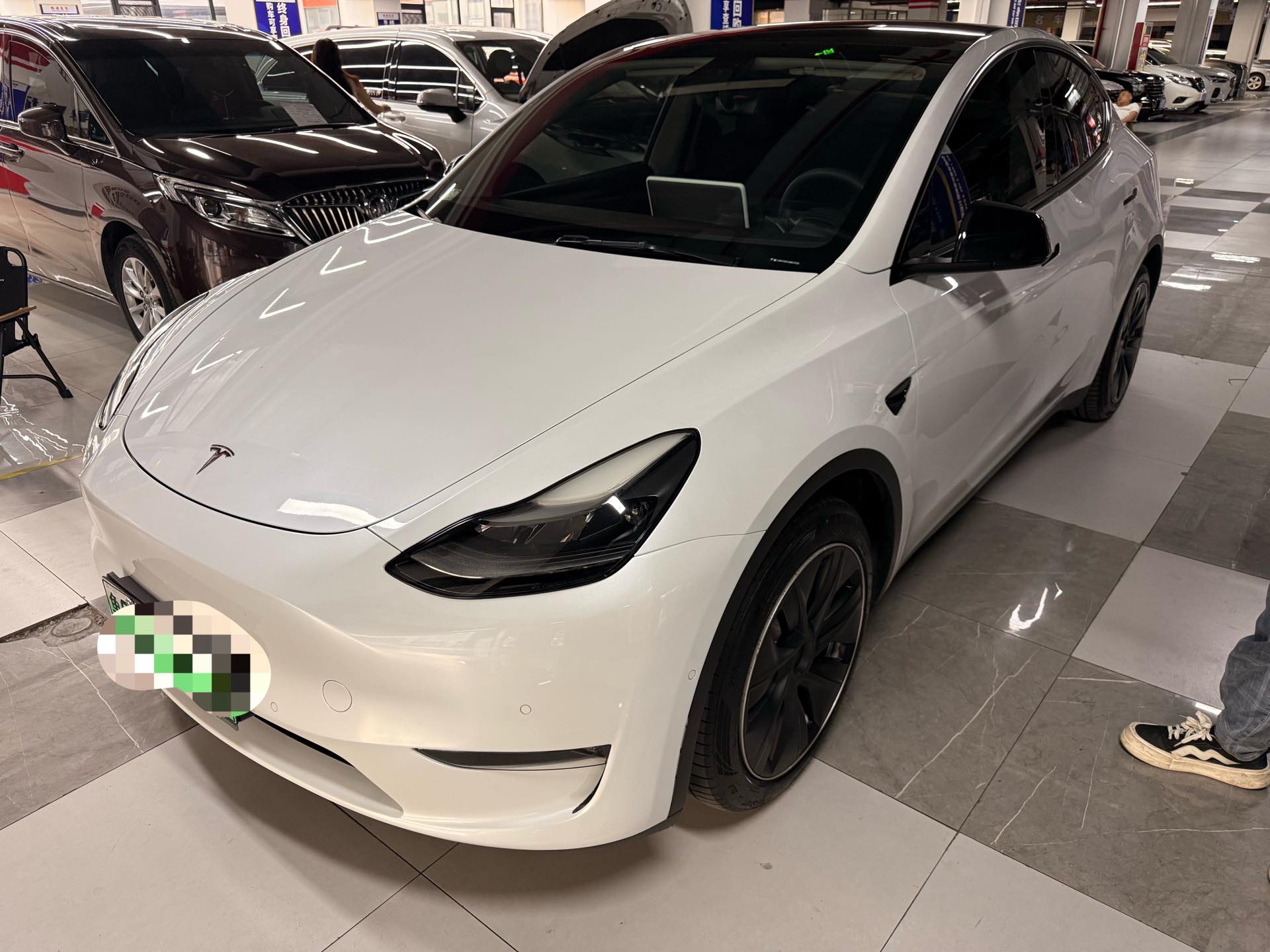Tesla Model Y 2021 Tesla Model Y 2021 car image