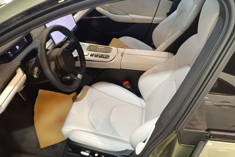 MI SU7 2024 car image #15