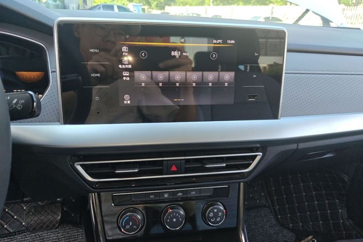 Volkswagen Lavida 2023 car image #13