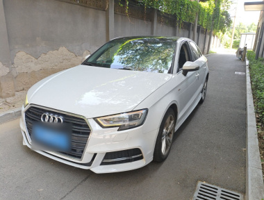Audi A3 2019 car image 