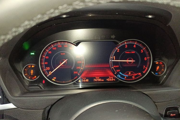 BMW 3 Series GT 2019 car image #16