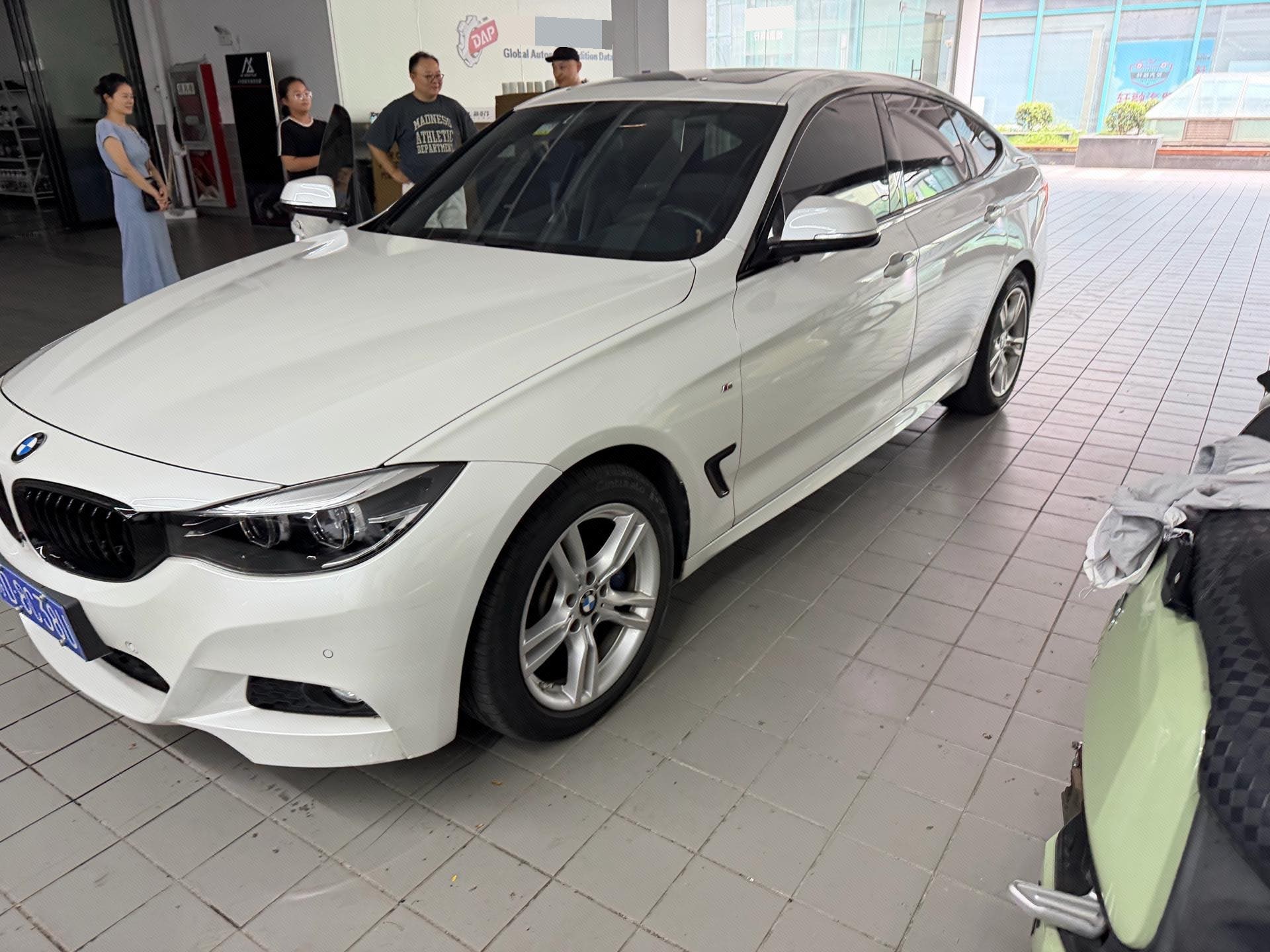 BMW 3 Series GT 2021 BMW 3 Series GT 2021 car image