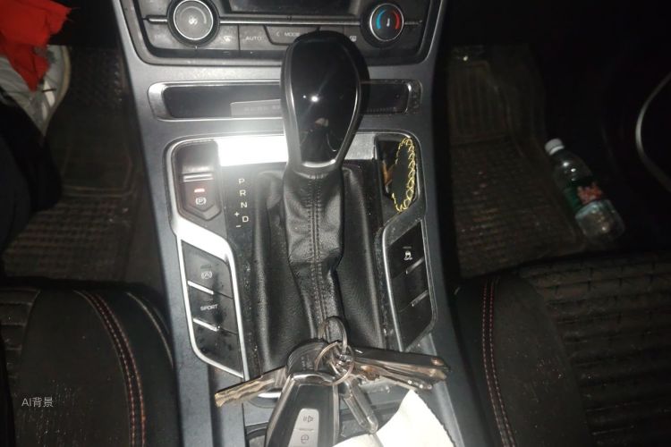 GEELY Emgrand 2019 car image #16