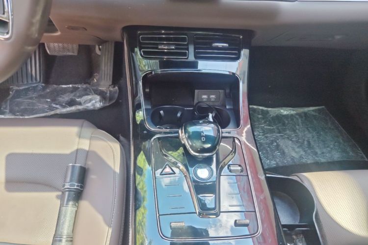 BYD Han 2022 car image #14