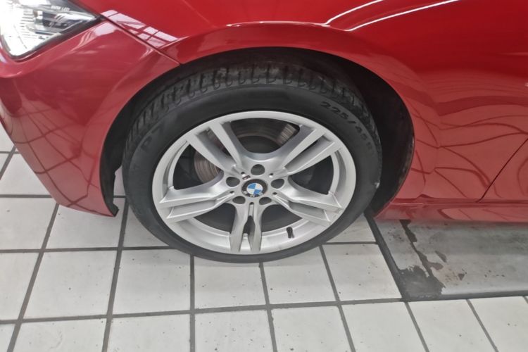 BMW 3 Series 2018 #9 BMW 3 Series 2018 car image #9