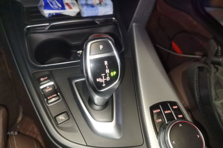 BMW 3 Series 2019 #16 BMW 3 Series 2019 car image #16
