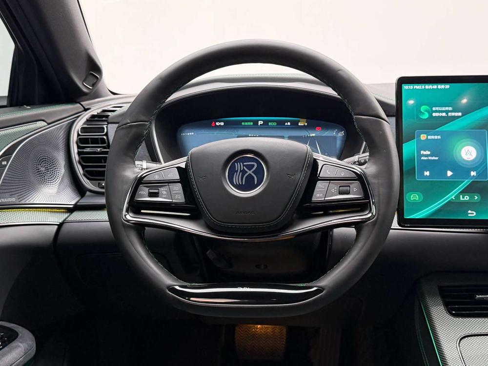 BYD Han 2023 car image #22