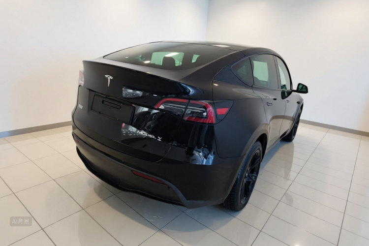 Tesla Model Y 2023 #5 Tesla Model Y 2023 car image #5