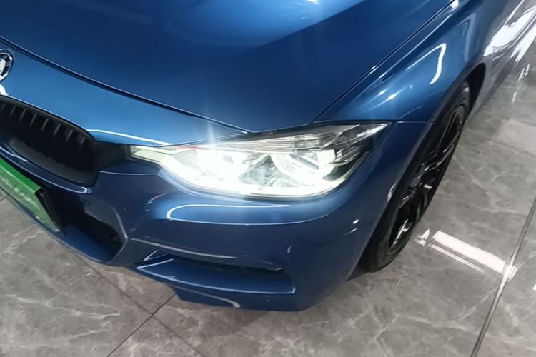 BMW 3 Series 2017 #23 BMW 3 Series 2017 car image #23