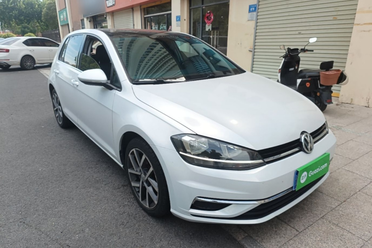 Volkswagen Golf 2020 #4 Volkswagen Golf 2020 car image #4