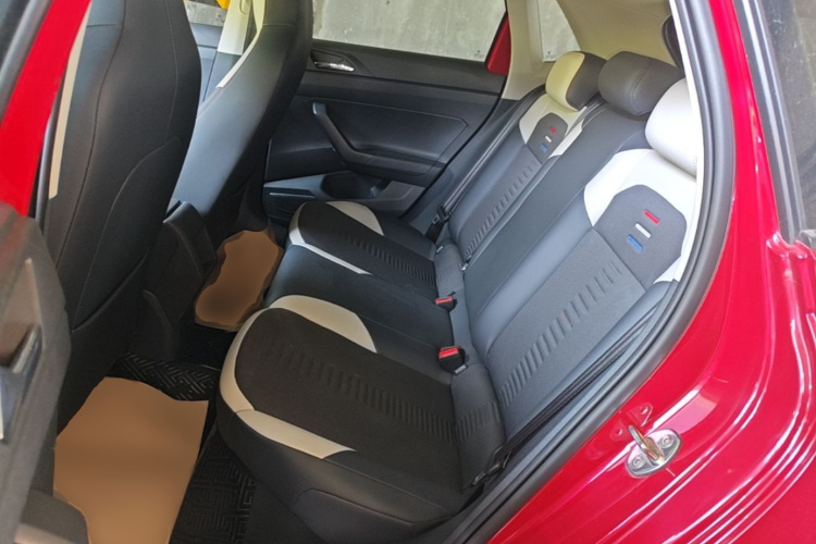 Volkswagen Polo 2019 #17 Volkswagen Polo 2019 car image #17