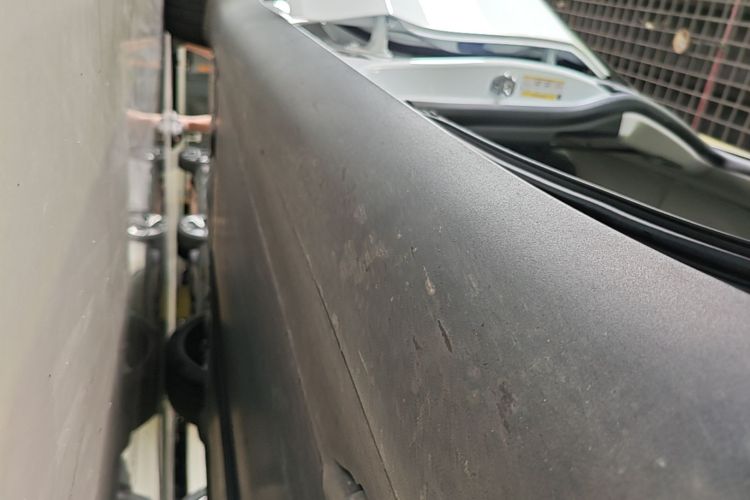 Tesla Model Y 2021 car image #26
