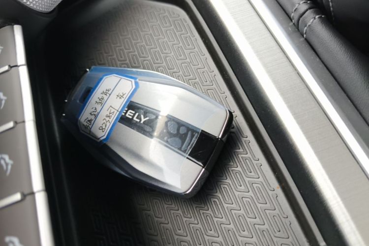 GEELY Coolray 2026 #9 GEELY Coolray 2026 image de voiture #9