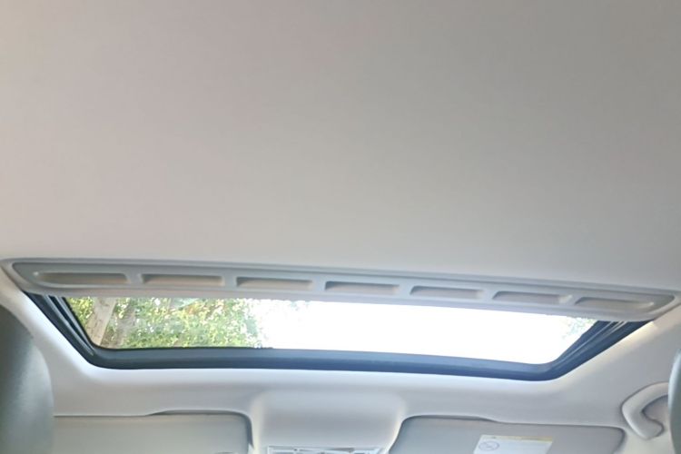 Volkswagen Santana 2016 car image #18