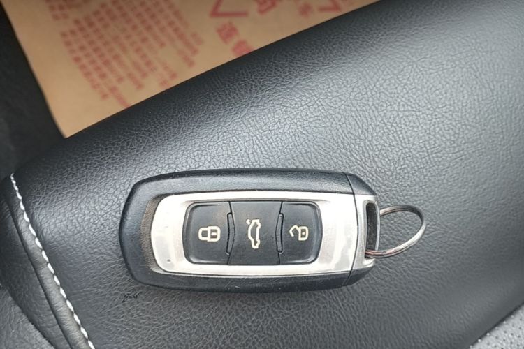 GEELY Emgrand 2017 #9 GEELY Emgrand 2017 car image #9
