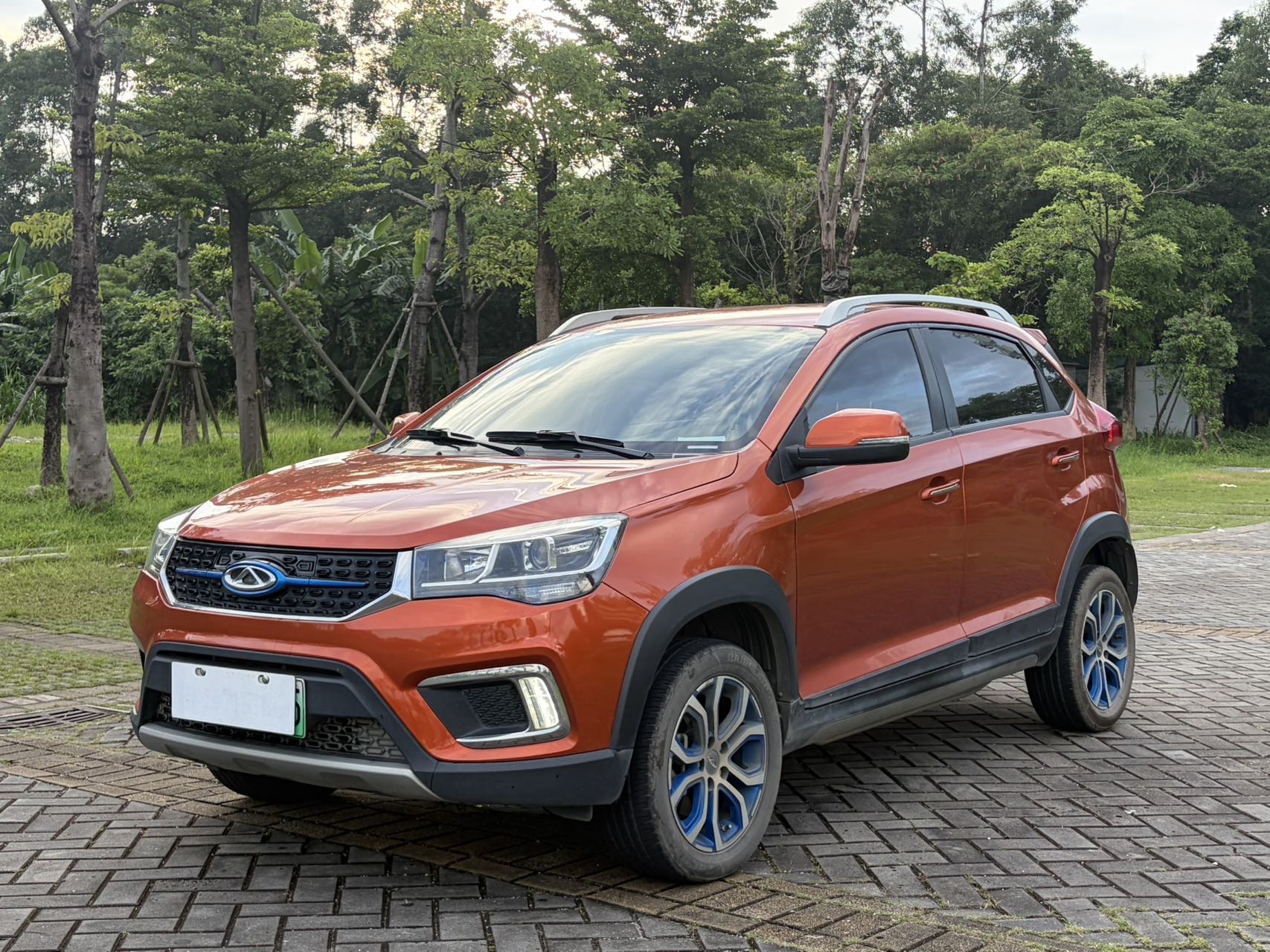 2018 2018 car image