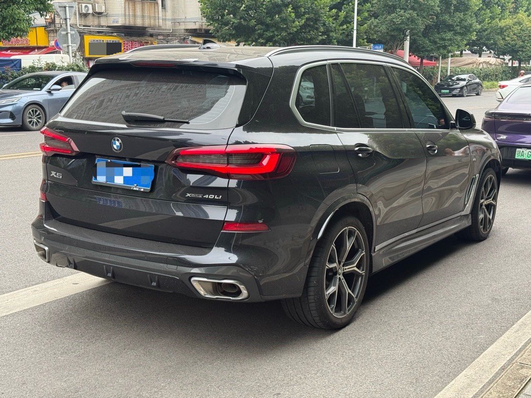 BMW X5 2023 car image #15