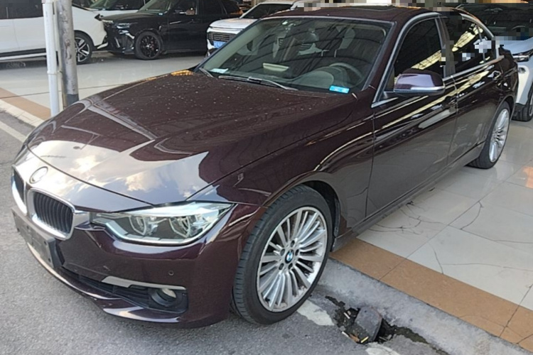 BMW 3 Series 2018 car image #2