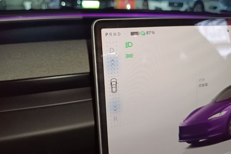 Tesla Model 3 2024 car image #14