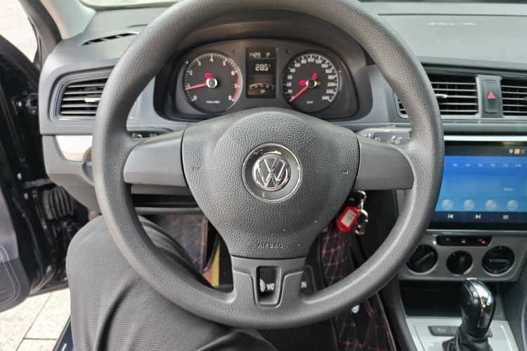 Volkswagen Lavida 2017 #15 Volkswagen Lavida 2017 car image #15