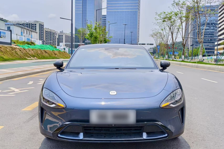 MI SU7 2024 image de voiture #3