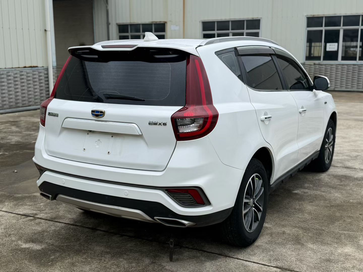 GEELY Vision X6 2019 #3 GEELY Vision X6 2019 car image #3