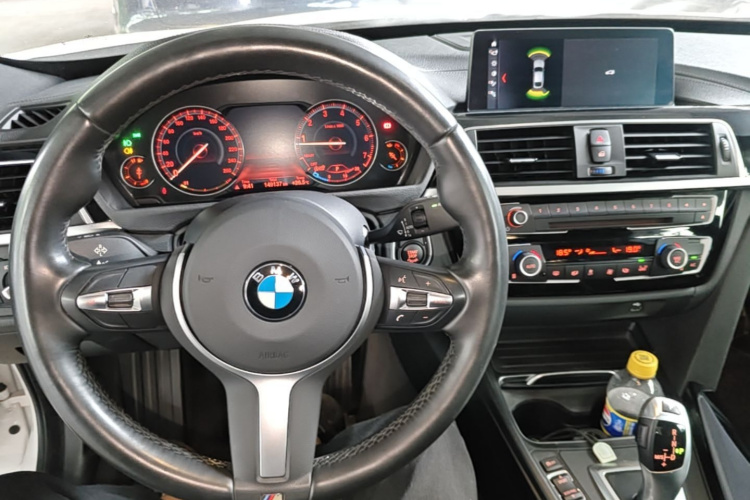 BMW 3 Series GT 2020 #10 BMW 3 Series GT 2020 car image #10