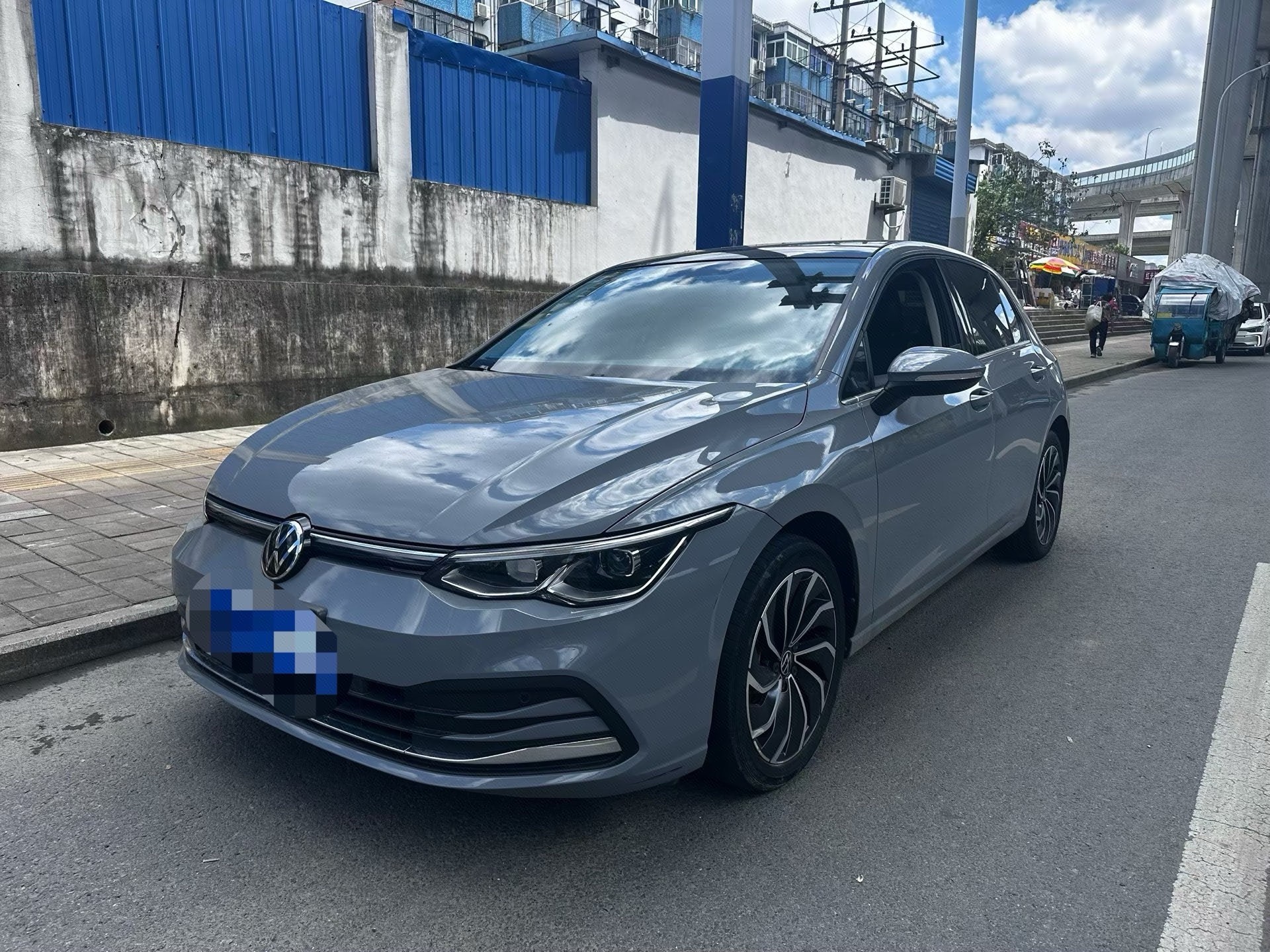 Volkswagen Golf 2023 car image 