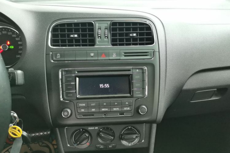 Volkswagen Polo 2019 #13 Volkswagen Polo 2019 car image #13