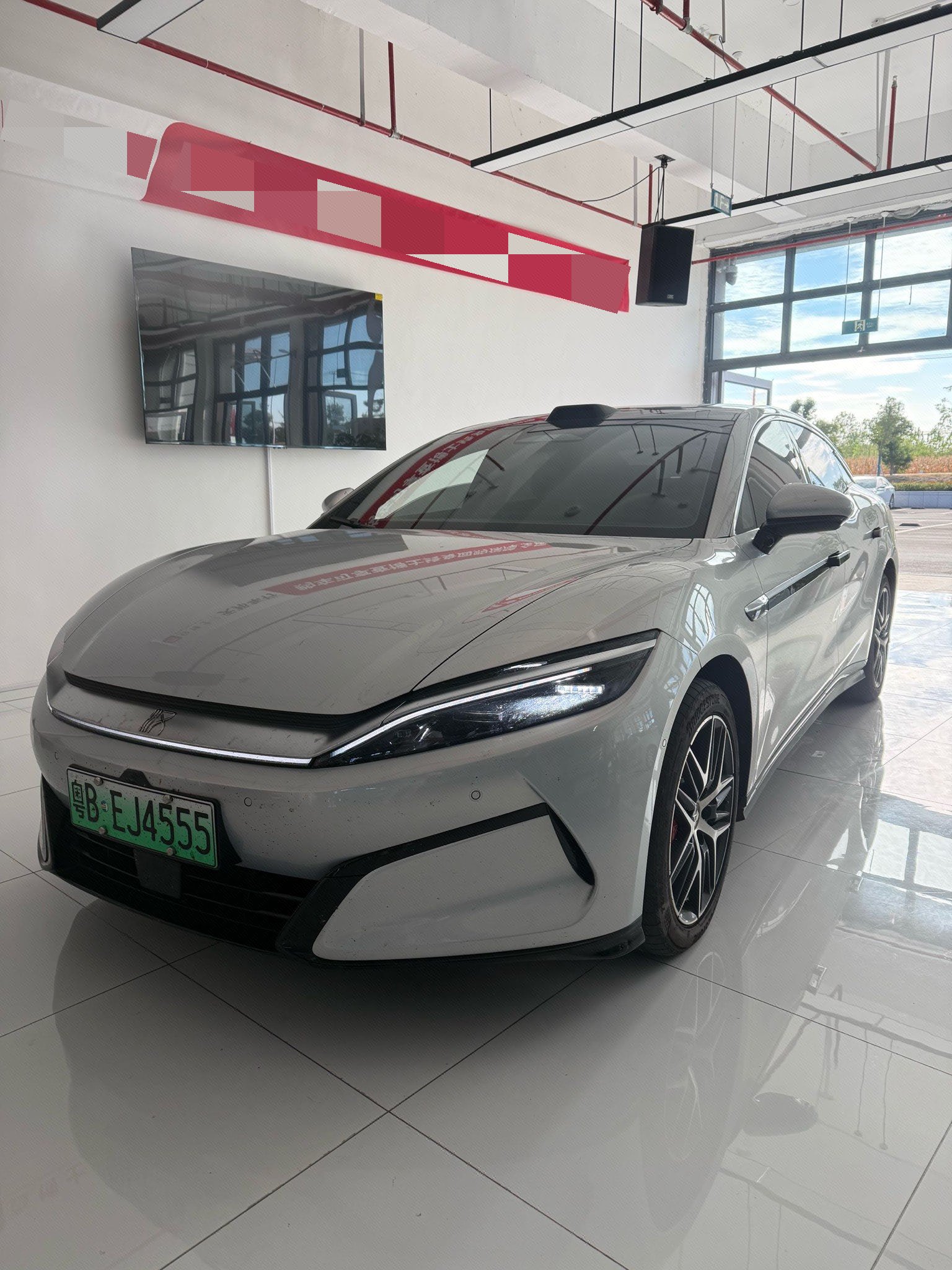BYD HanL 2025 car image 