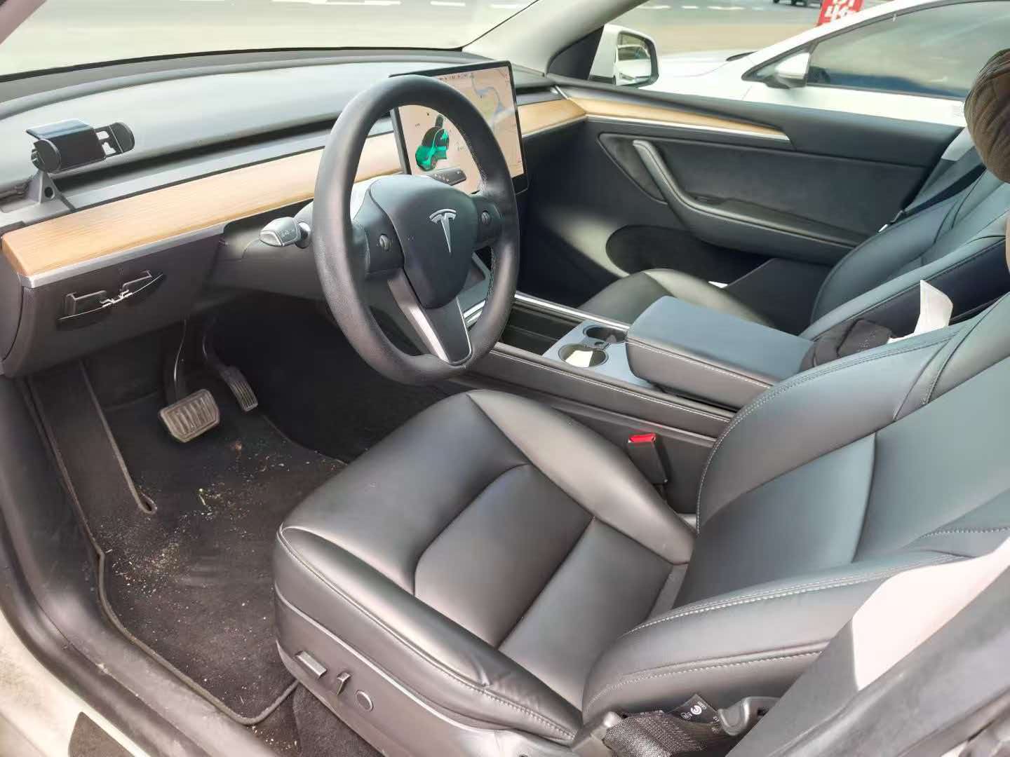 Tesla Model Y 2021 #4 Tesla Model Y 2021 immagine di auto #4