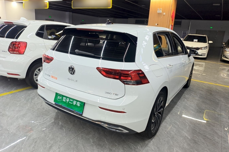 Volkswagen Golf 2021 car image #7