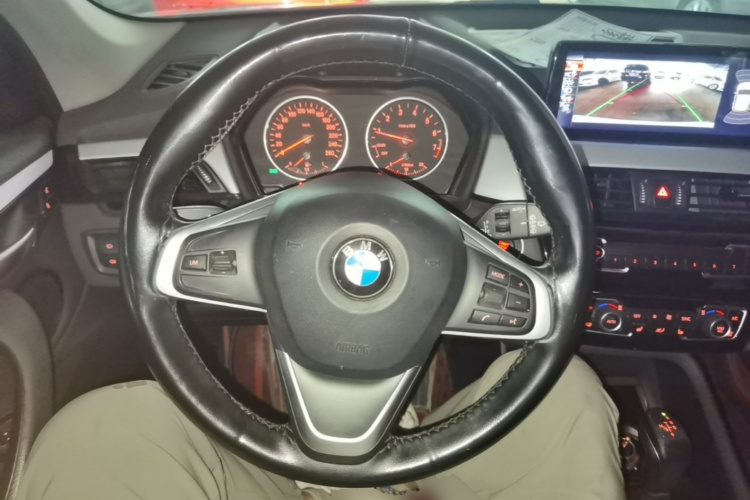 BMW X1 2017 #11 BMW X1 2017 immagine di auto #11