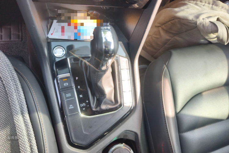 Volkswagen Tharu 2019 immagine di auto #16