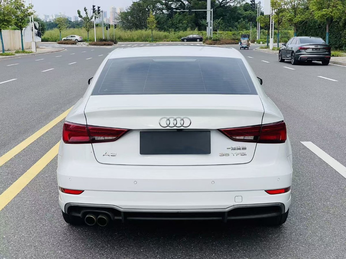 Audi A3 2017 car image #8