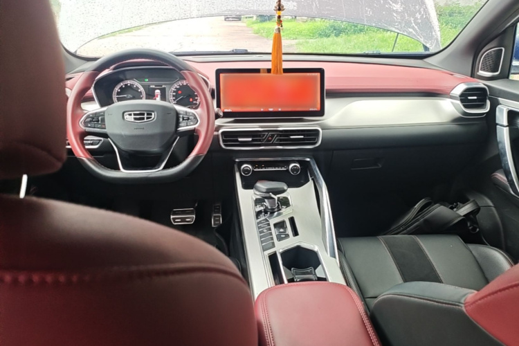 GEELY Coolray 2022 car image #10