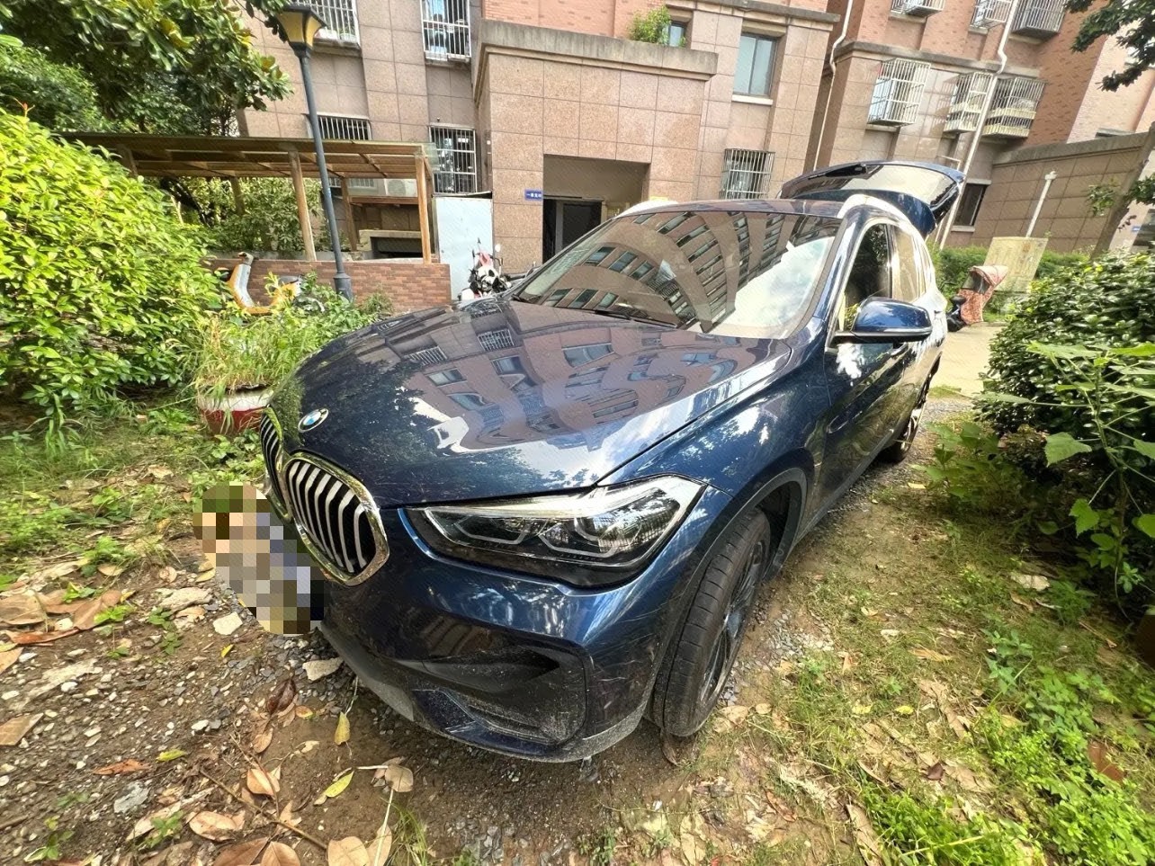 BMW X1 2021 car image 