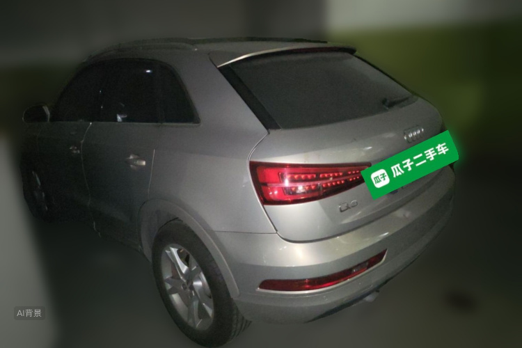 Audi Q3 2018 car image #5