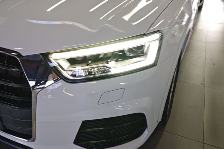 Audi Q3 2018 #26 Audi Q3 2018 car image #26