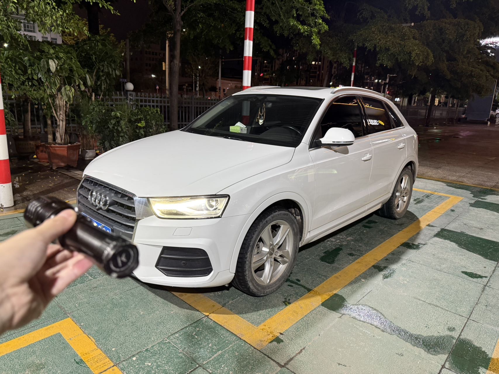 2017 2017 car image