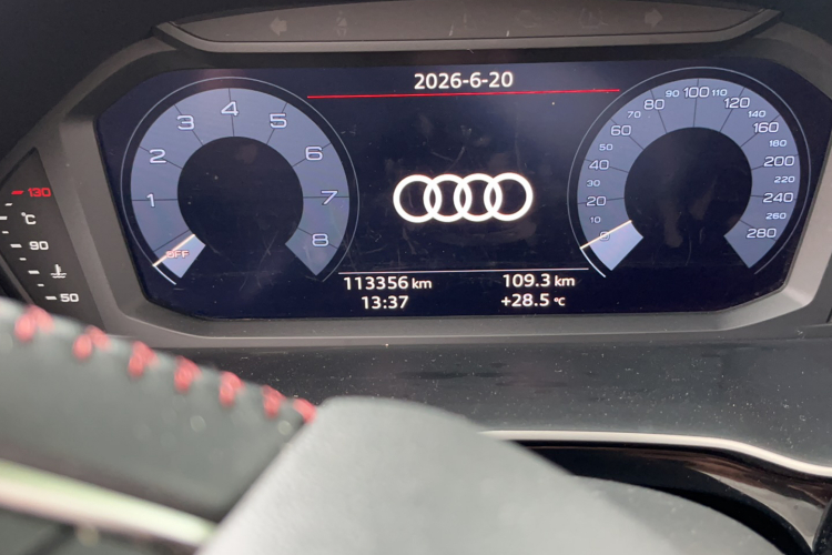Audi Q3 2021 #9 Audi Q3 2021 car image #9