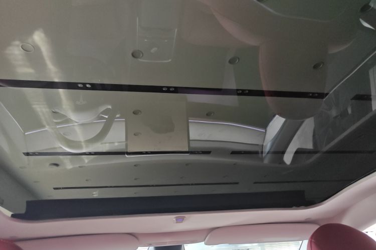 Tesla Model Y 2024 #18 Tesla Model Y 2024 car image #18