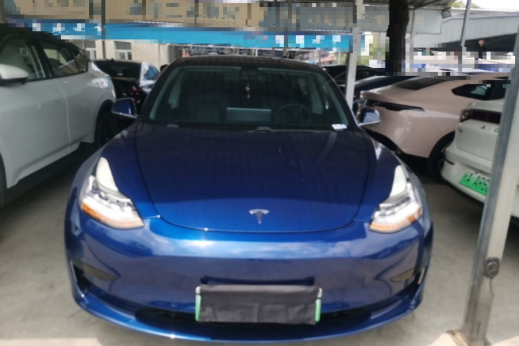 Tesla Model 3 2020 car image #3