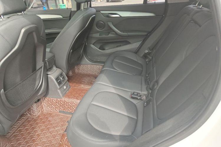 BMW X1 2018 #17 BMW X1 2018 car image #17