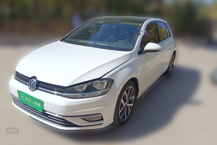 Volkswagen Golf 2019 car image #2