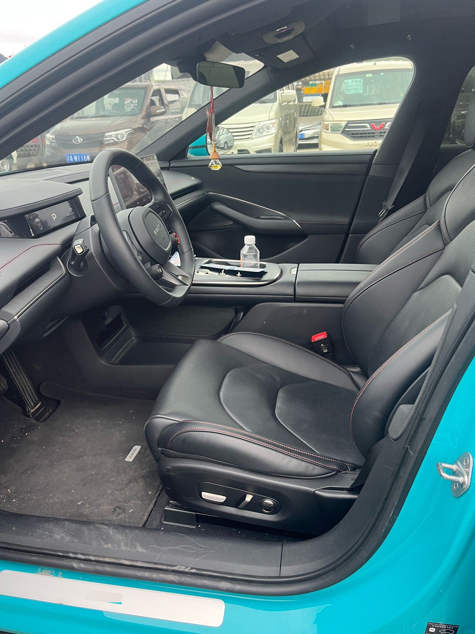 MI SU7 2024 car image #4